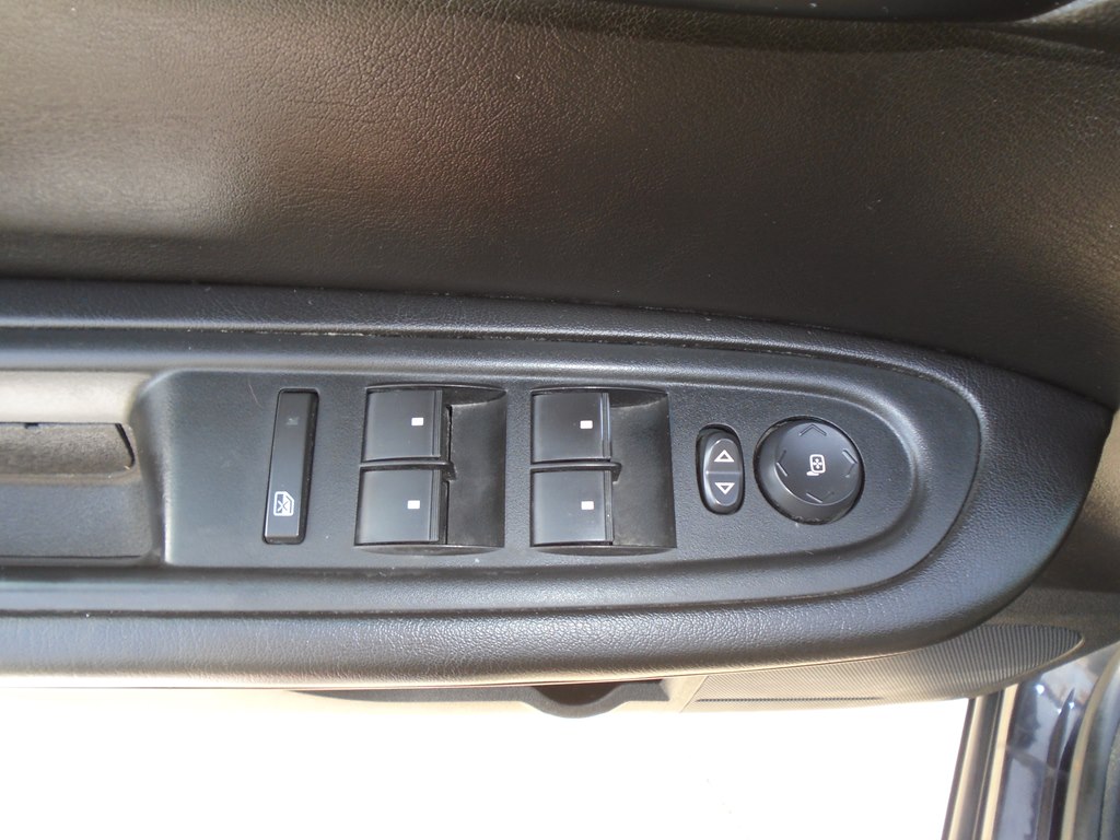 Photo 19 of this CHEVROLET TRAVERSE