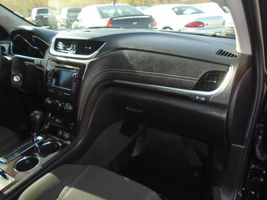 Photo 34 of this CHEVROLET TRAVERSE