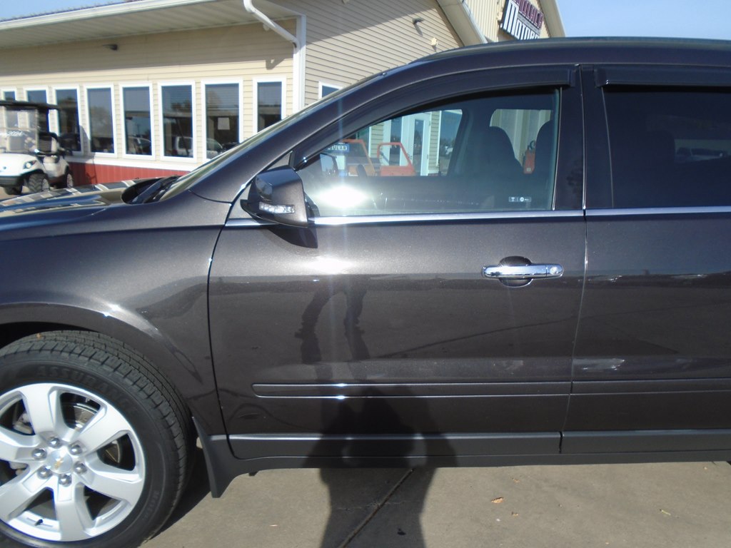 Photo 3 of this CHEVROLET TRAVERSE