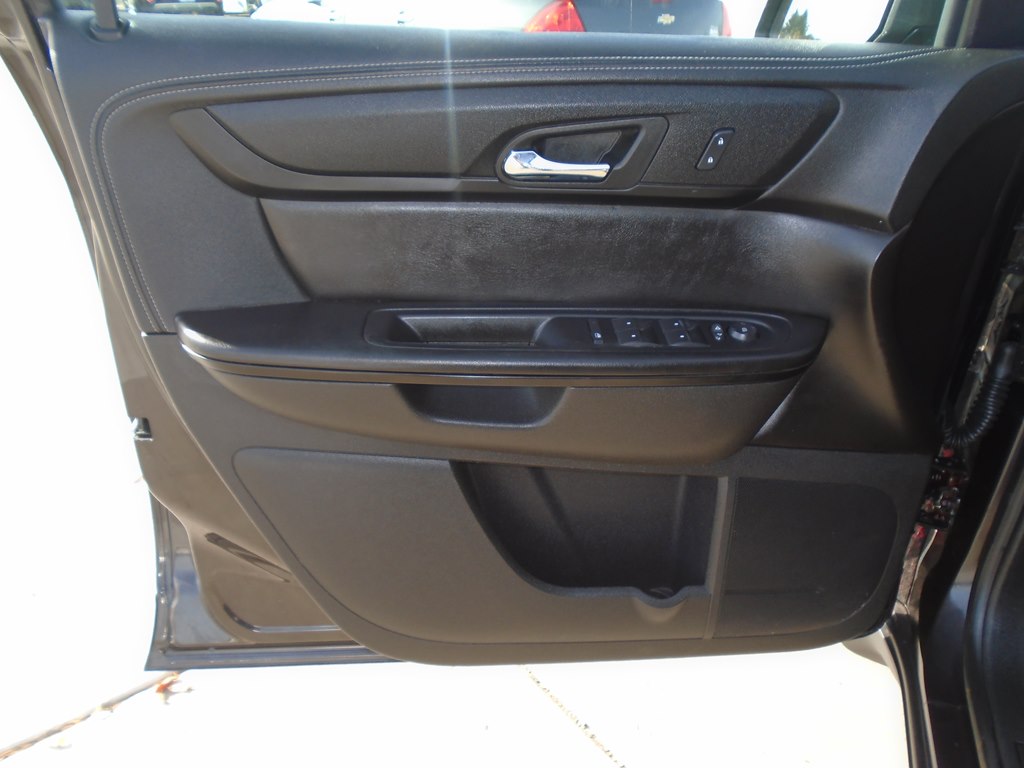 Photo 18 of this CHEVROLET TRAVERSE