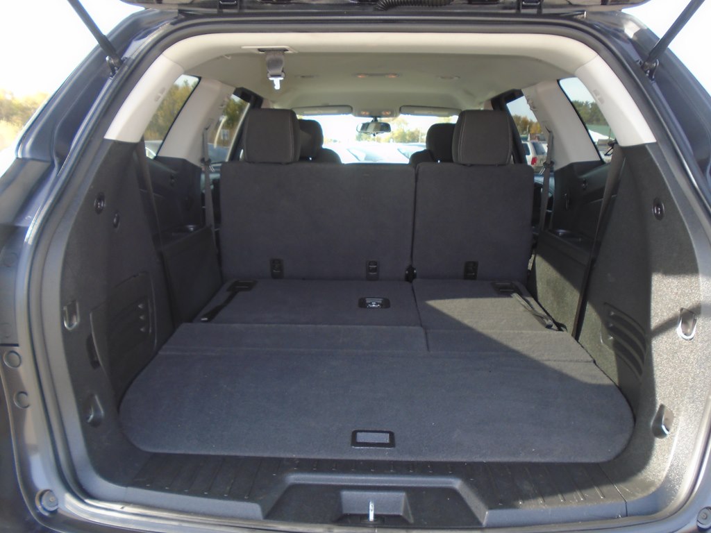 Photo 15 of this CHEVROLET TRAVERSE
