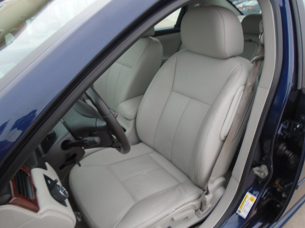 Photo 18 of this CHEVROLET IMPALA