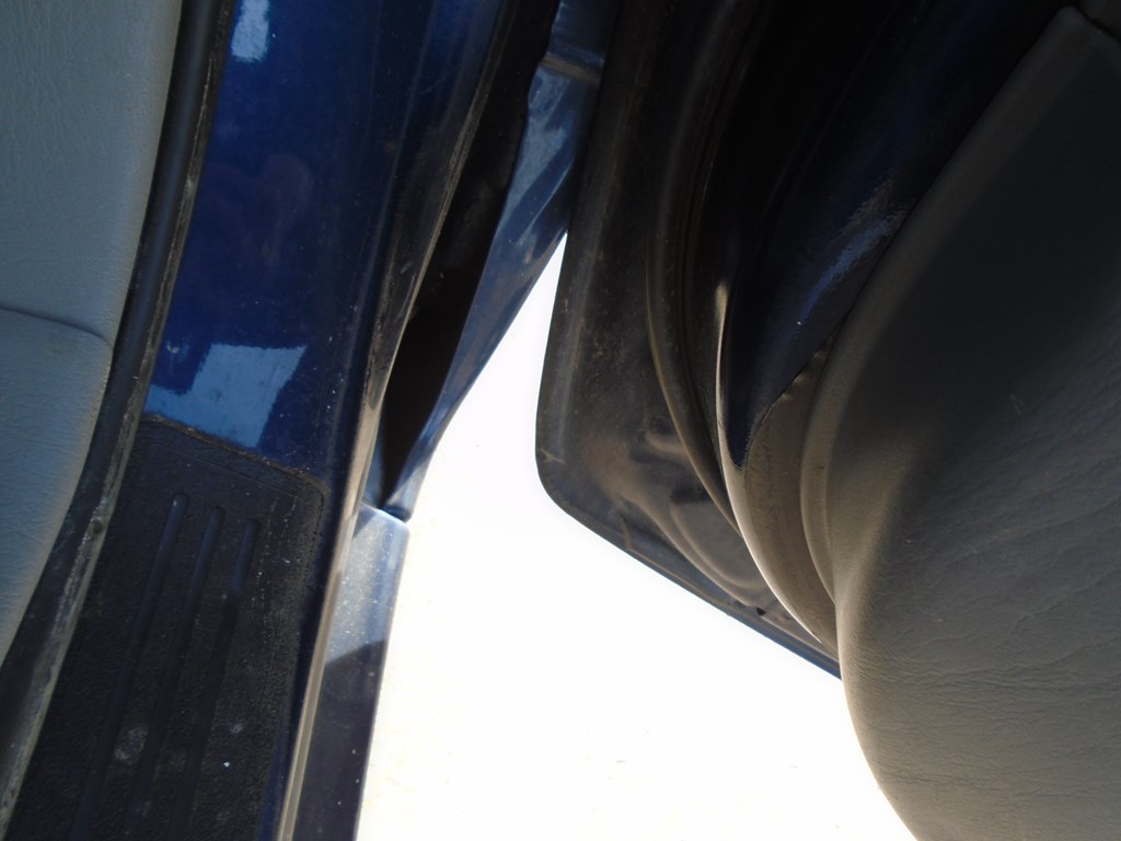 Photo 29 of this TOYOTA SIENNA