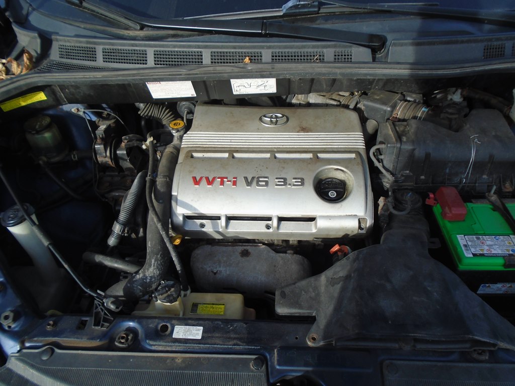 Photo 43 of this TOYOTA SIENNA