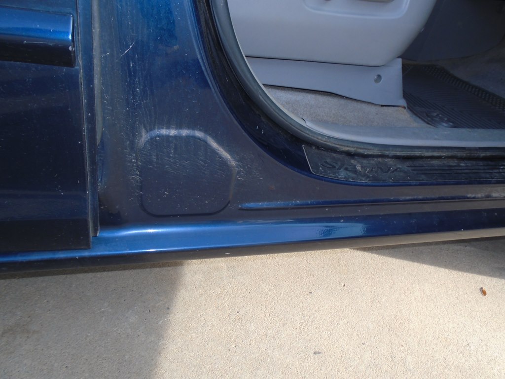 Photo 31 of this TOYOTA SIENNA