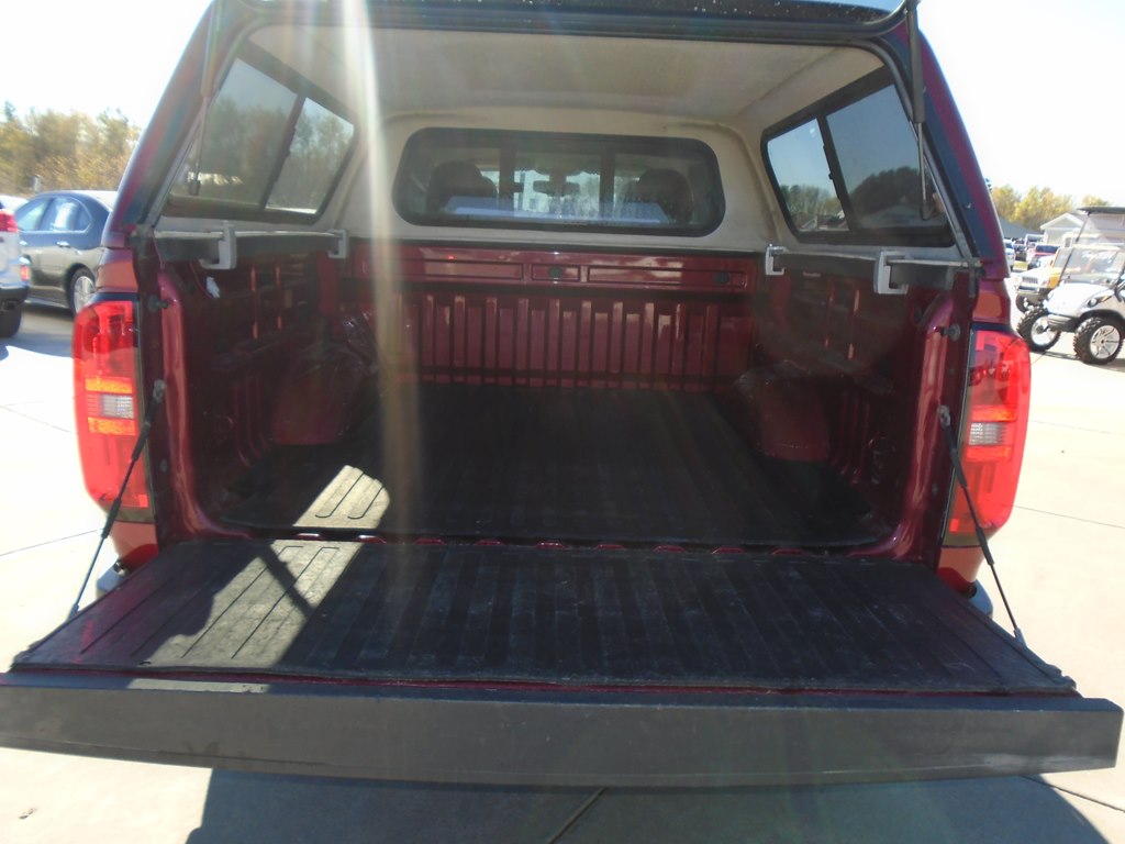 Photo 15 of this CHEVROLET COLORADO