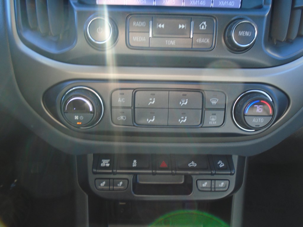 Photo 60 of this CHEVROLET COLORADO