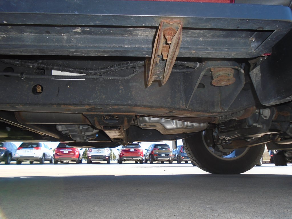 Photo 75 of this CHEVROLET COLORADO