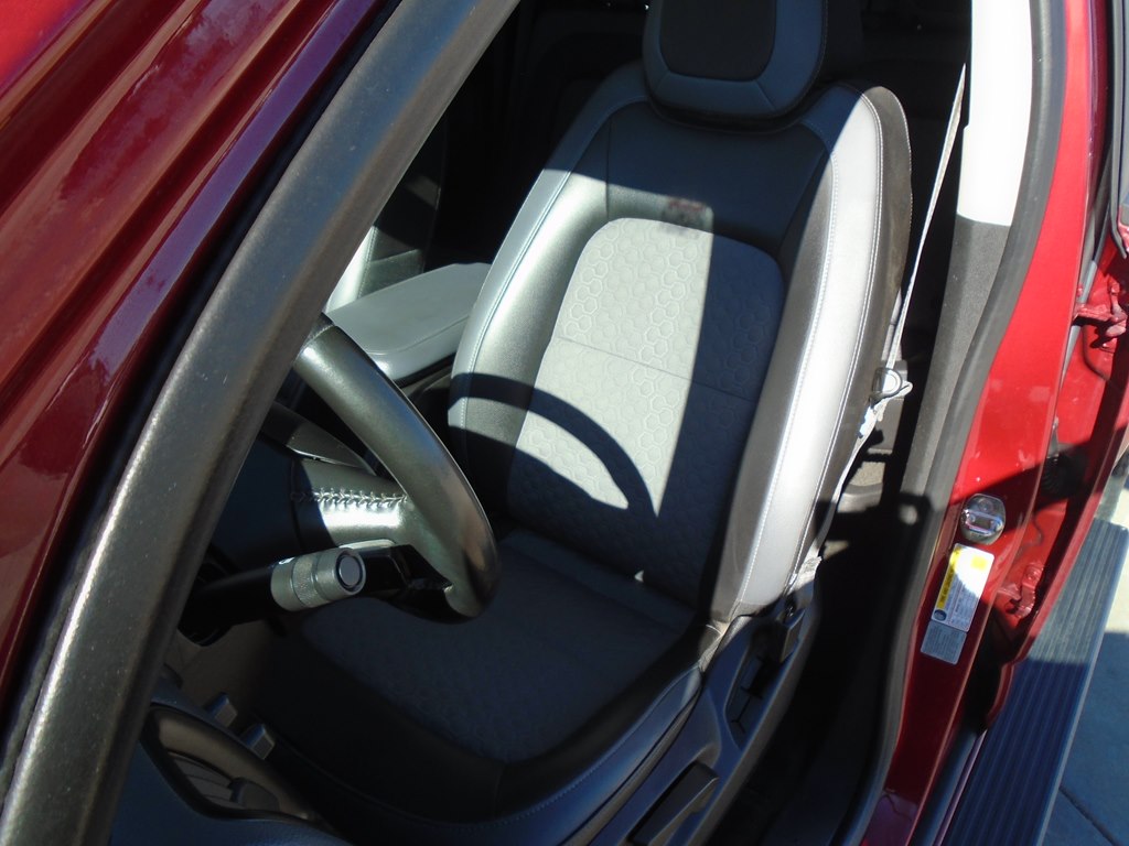 Photo 20 of this CHEVROLET COLORADO