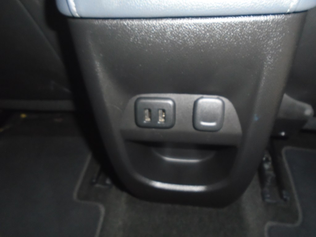Photo 44 of this CHEVROLET COLORADO