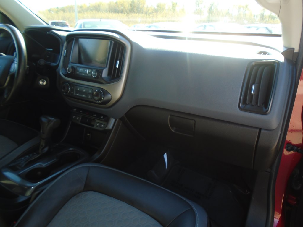 Photo 36 of this CHEVROLET COLORADO