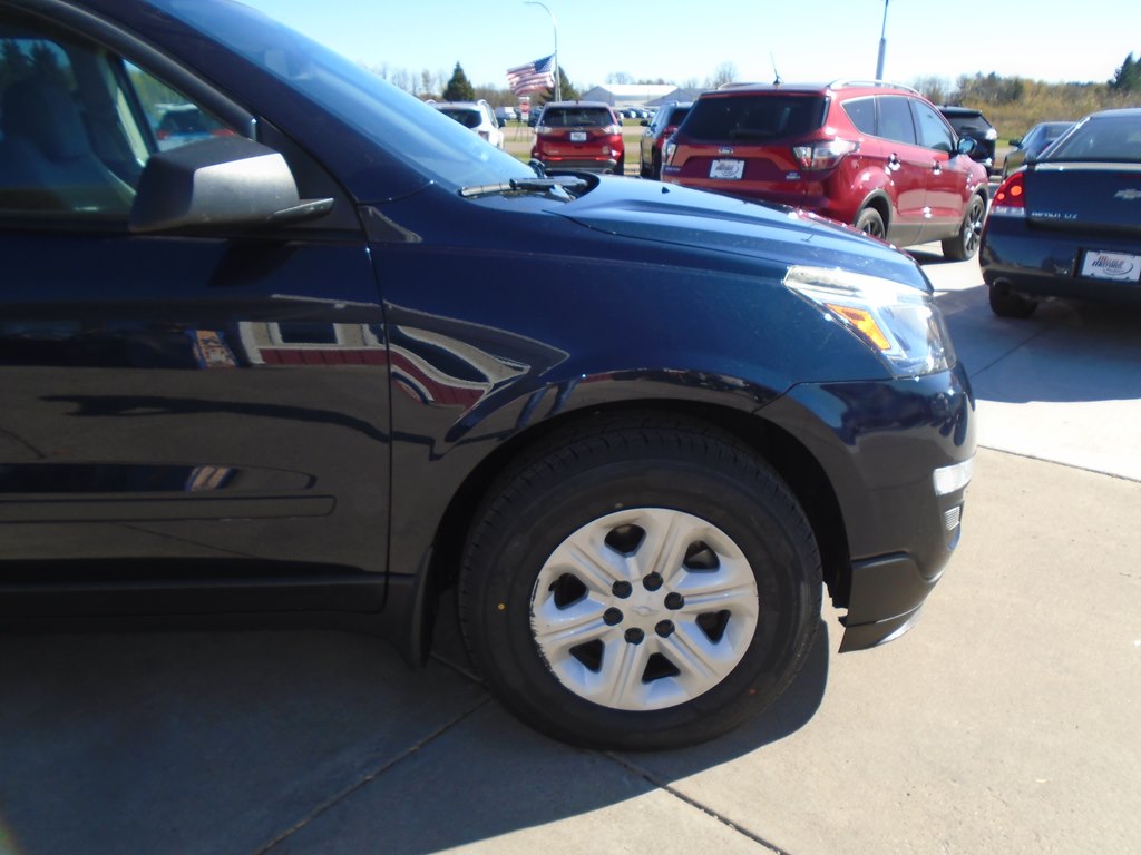 Photo 8 of this CHEVROLET TRAVERSE