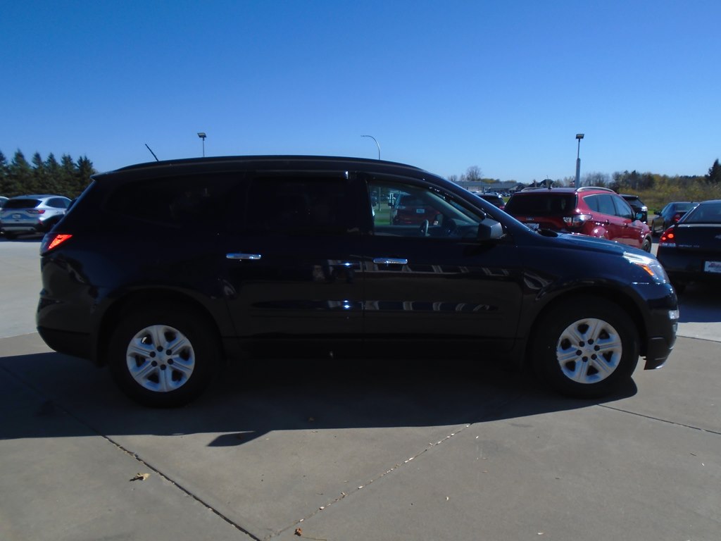 Photo 7 of this CHEVROLET TRAVERSE