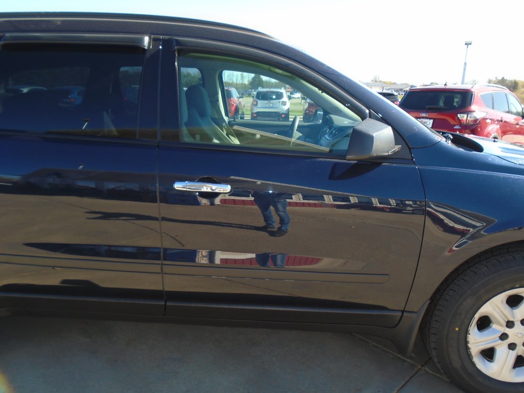 Photo 9 of this CHEVROLET TRAVERSE