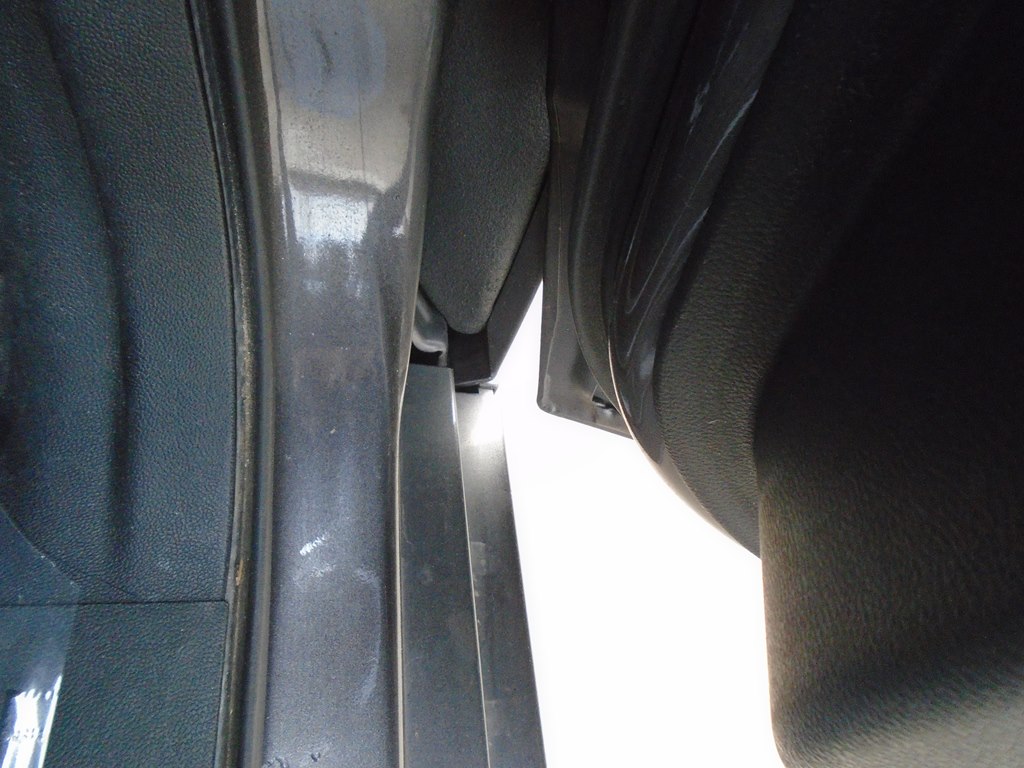 Photo 31 of this DODGE GRAND CARAVAN