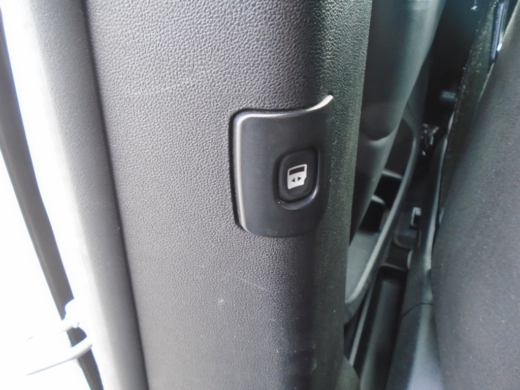 Photo 26 of this DODGE GRAND CARAVAN
