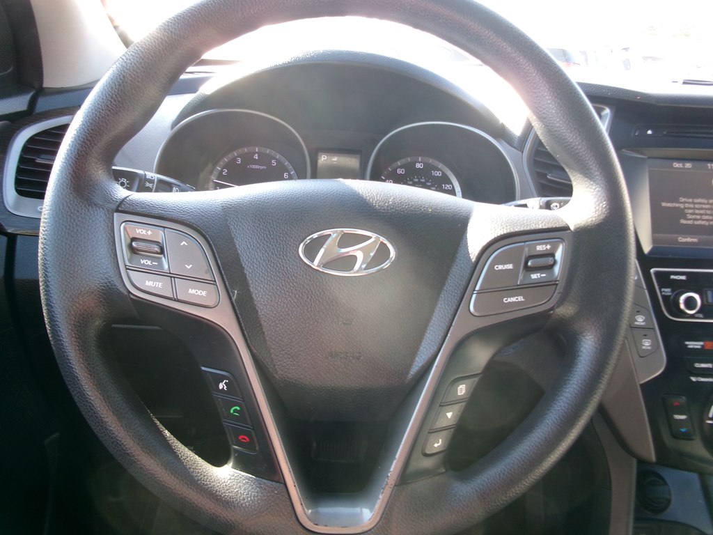 Photo 42 of this HYUNDAI SANTA FE SPORT