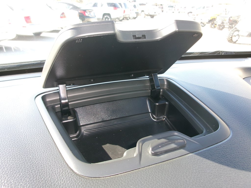 Photo 56 of this HYUNDAI SANTA FE SPORT