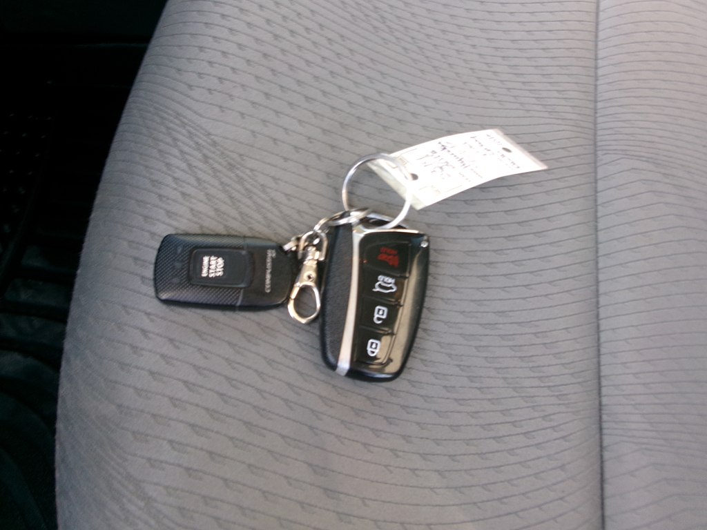 Photo 64 of this HYUNDAI SANTA FE SPORT