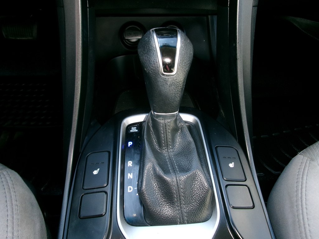 Photo 53 of this HYUNDAI SANTA FE SPORT