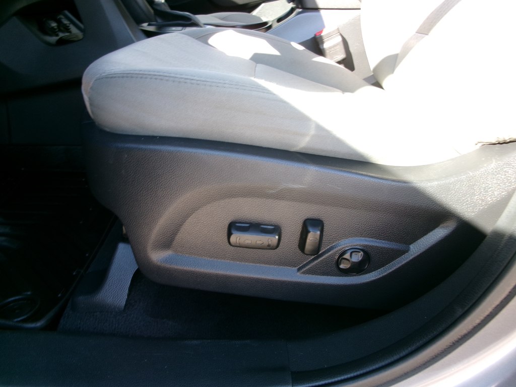 Photo 15 of this HYUNDAI SANTA FE SPORT