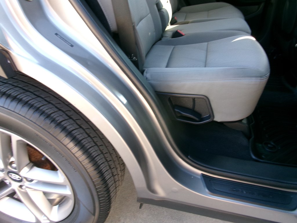 Photo 38 of this HYUNDAI SANTA FE SPORT
