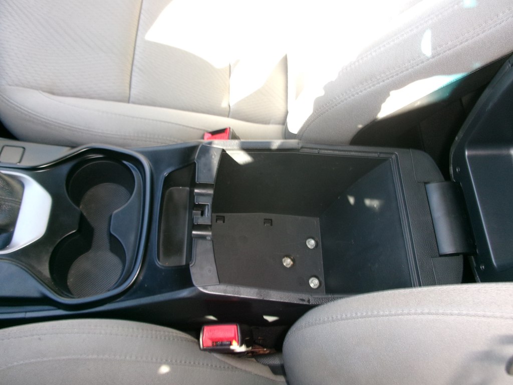 Photo 55 of this HYUNDAI SANTA FE SPORT