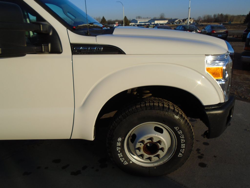 Photo 7 of this FORD F350
