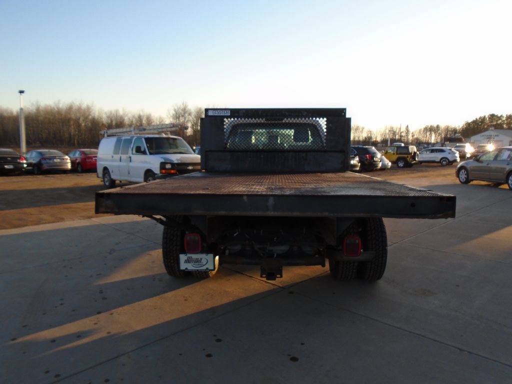 Photo 10 of this FORD F350