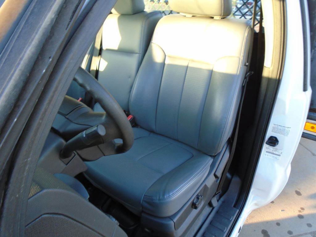 Photo 13 of this FORD F350