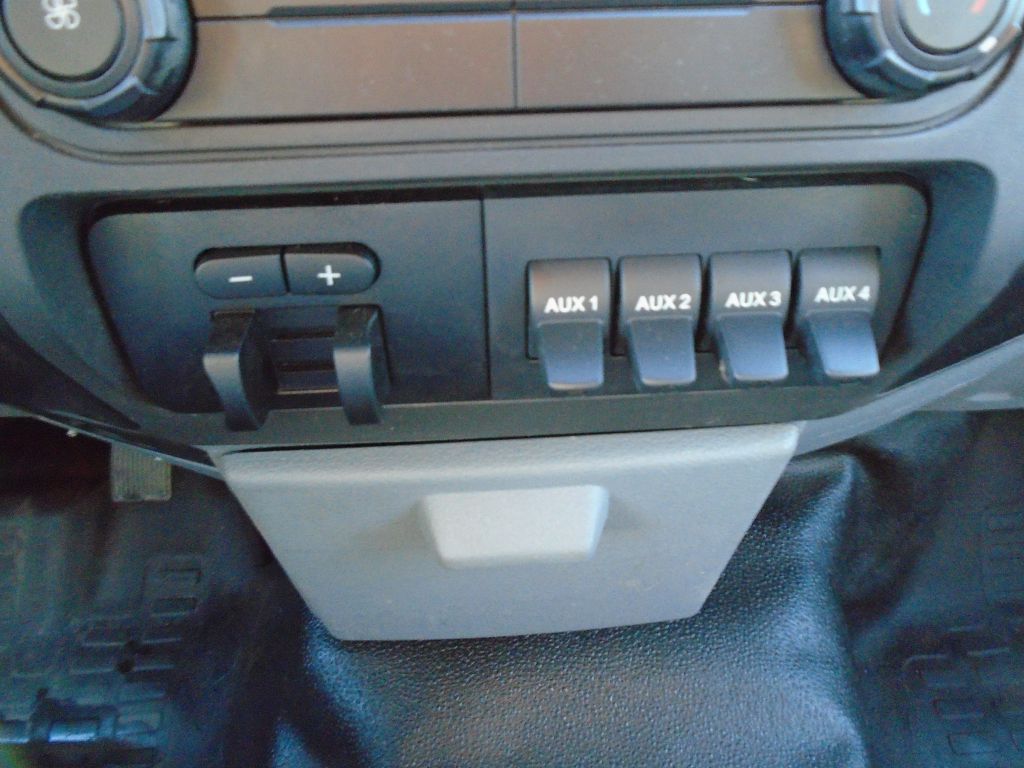 Photo 31 of this FORD F350