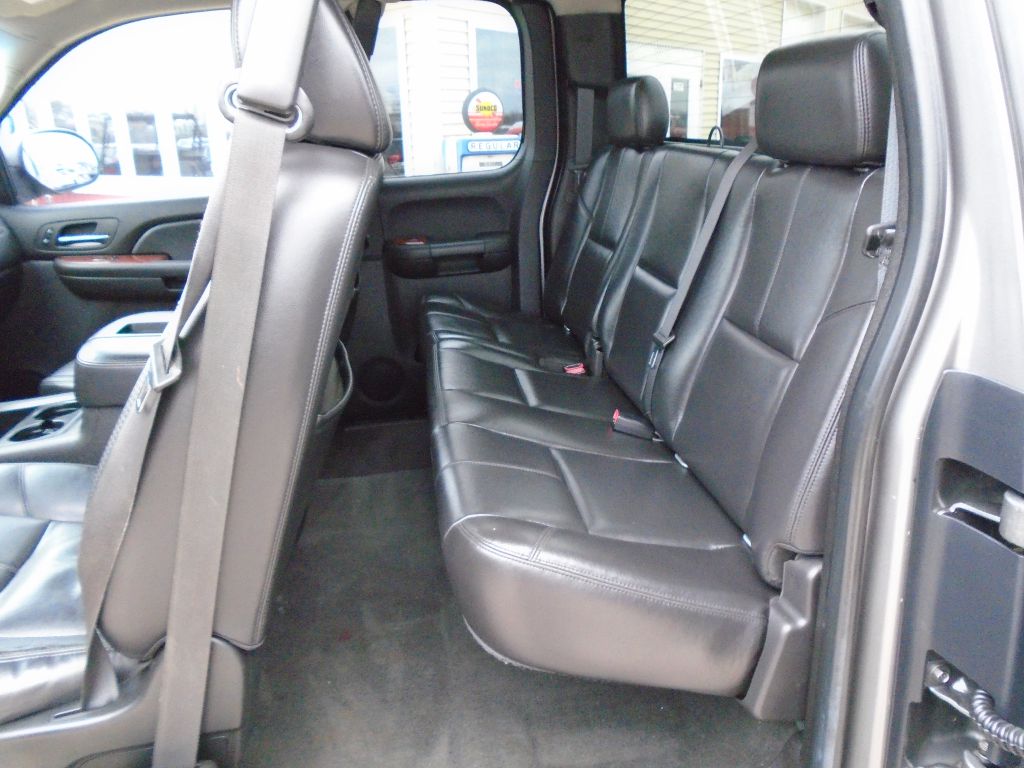 Photo 24 of this CHEVROLET SILVERADO 1500