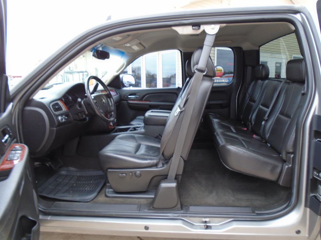 Photo 30 of this CHEVROLET SILVERADO 1500
