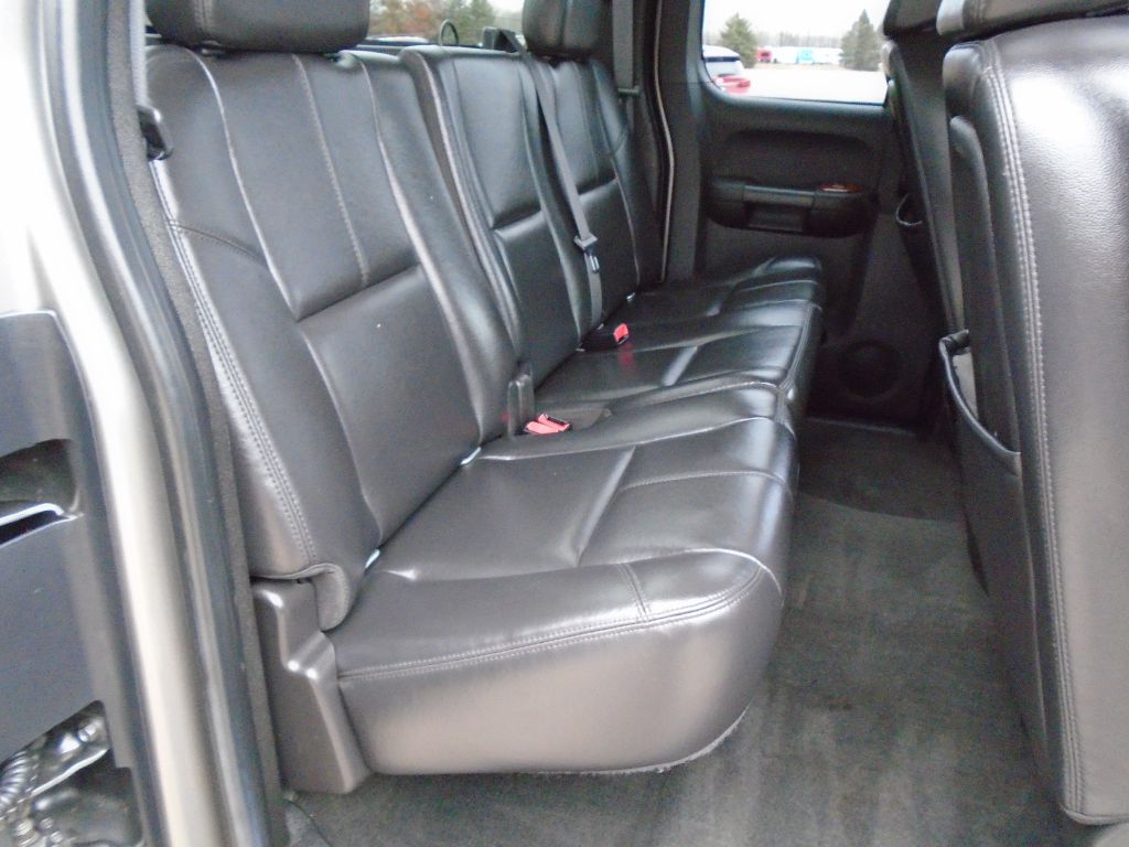 Photo 39 of this CHEVROLET SILVERADO 1500