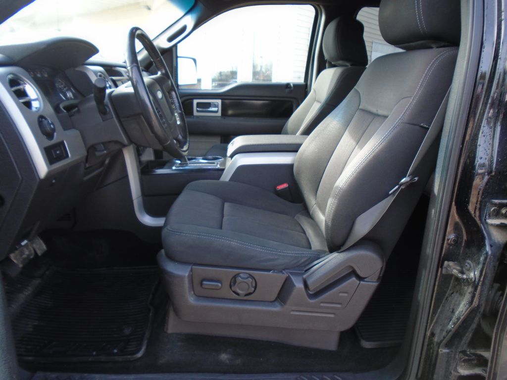 Photo 14 of this FORD F150