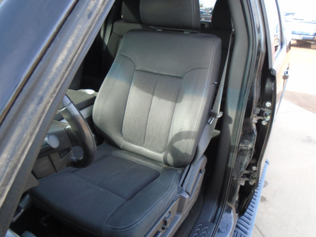 Photo 15 of this FORD F150