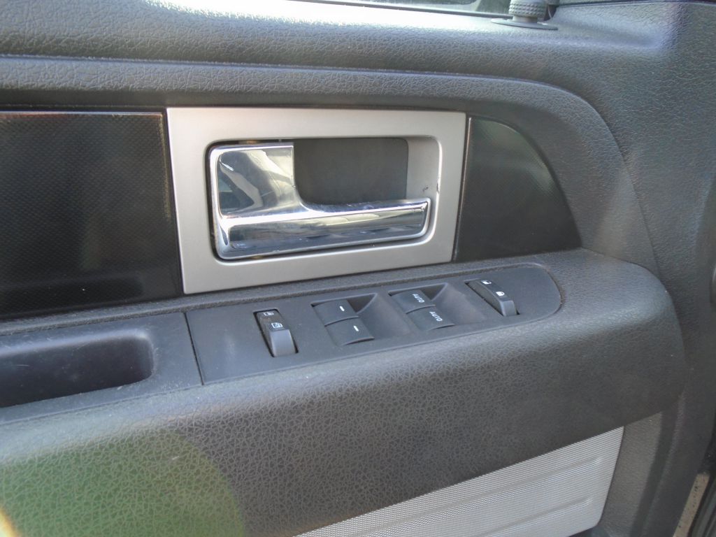Photo 18 of this FORD F150