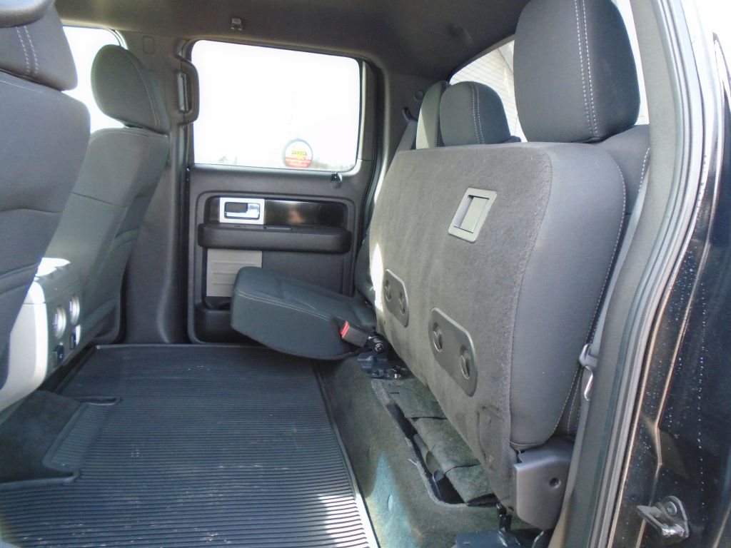 Photo 23 of this FORD F150