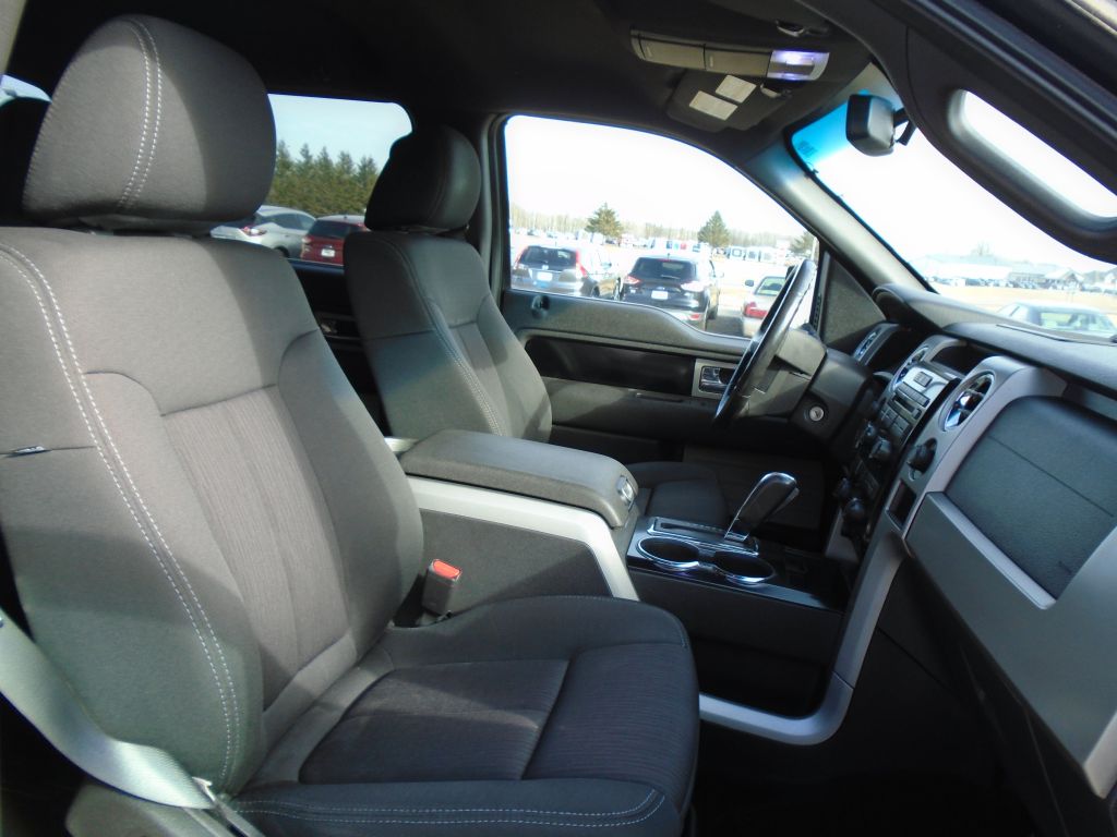 Photo 31 of this FORD F150