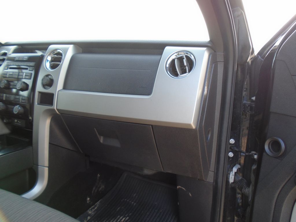 Photo 33 of this FORD F150