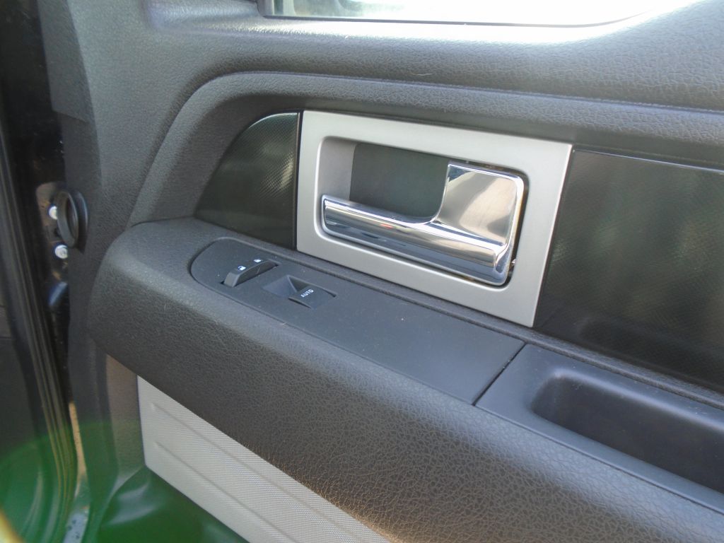 Photo 35 of this FORD F150