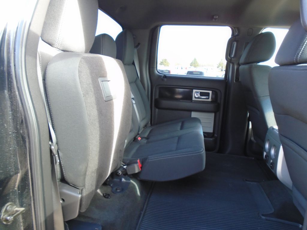 Photo 40 of this FORD F150