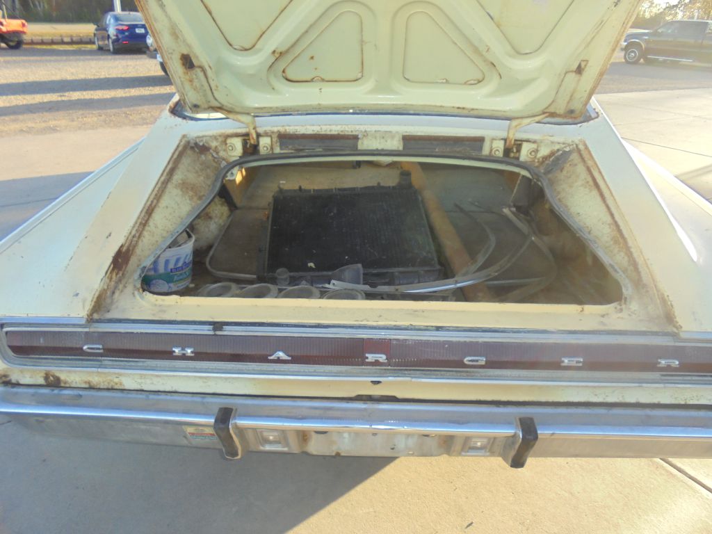 Photo 13 of this DODGE CHARGER