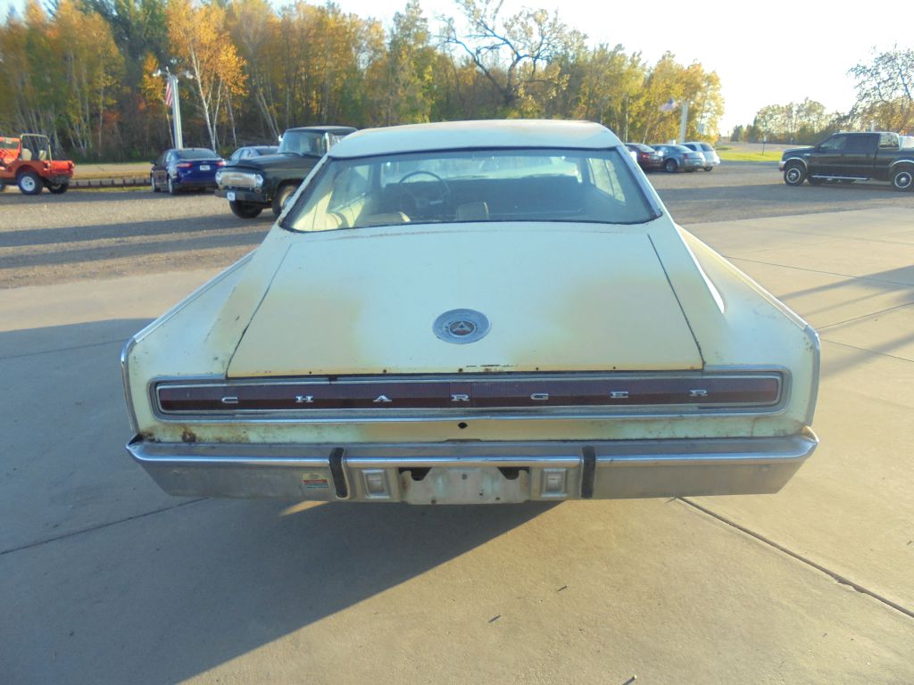 Photo 17 of this DODGE CHARGER