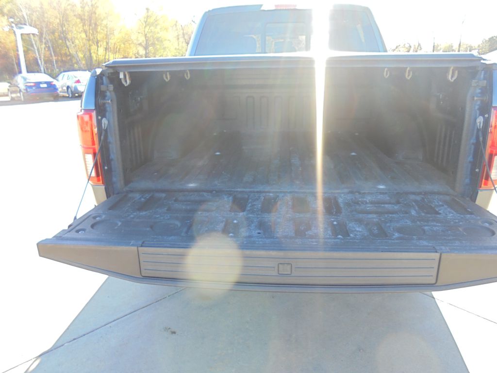 Photo 5 of this FORD F150