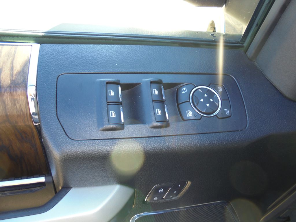 Photo 10 of this FORD F150