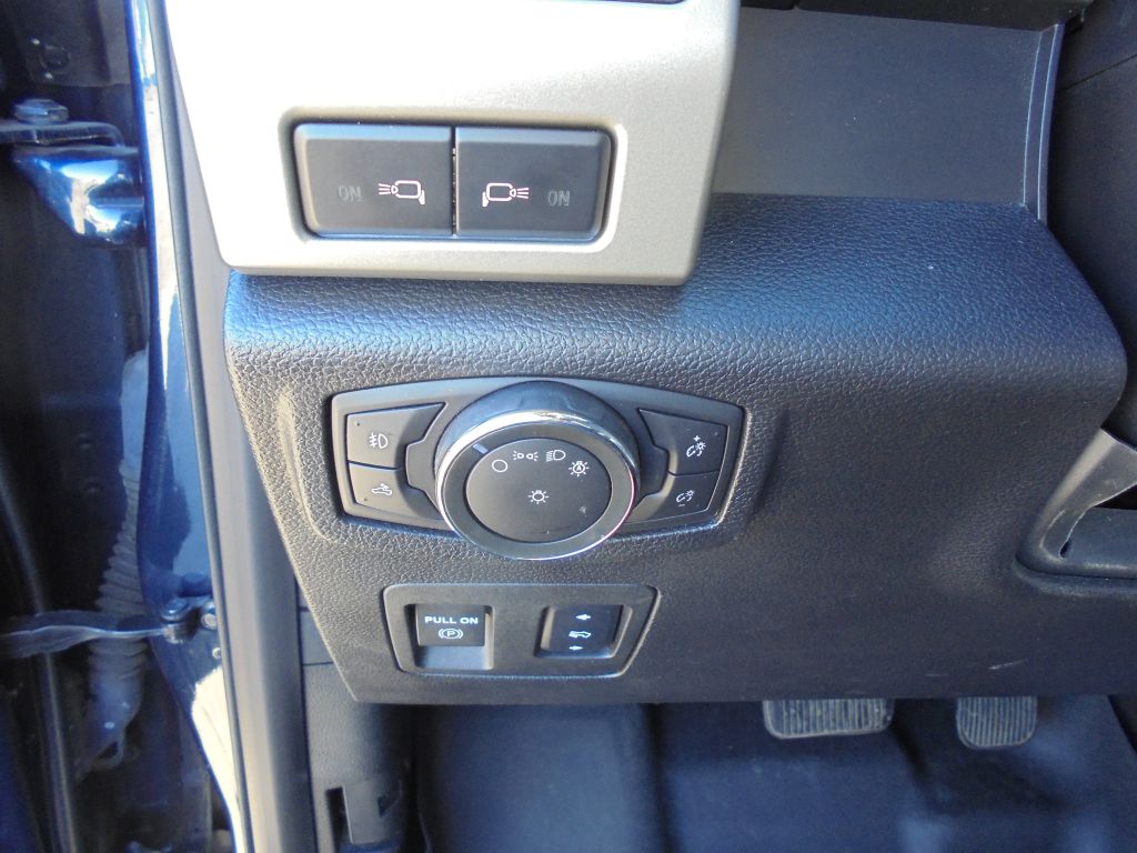 Photo 41 of this FORD F150