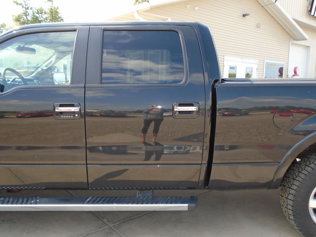 Photo 4 of this FORD F150