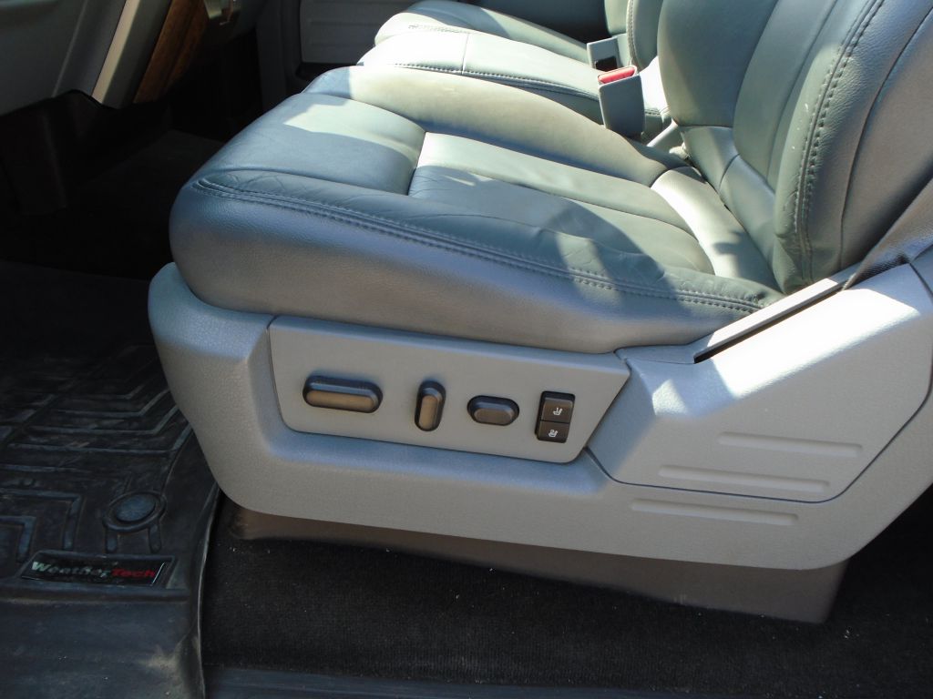 Photo 21 of this FORD F150