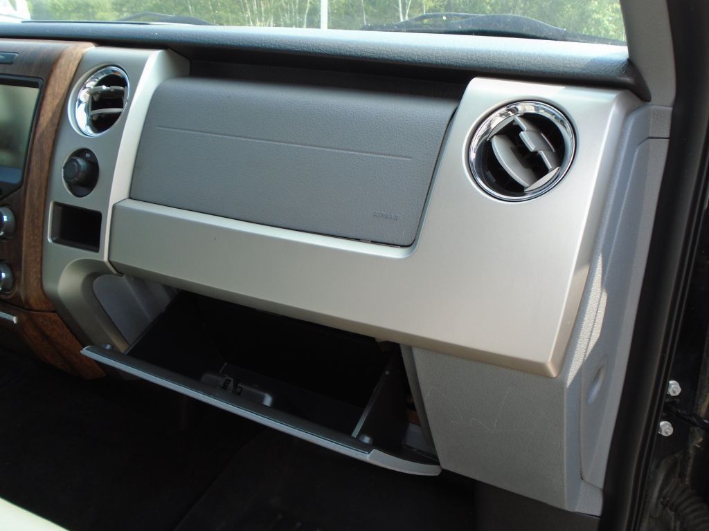 Photo 40 of this FORD F150